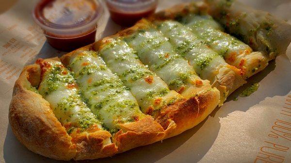 Pesto Garlic Cheesy Bread