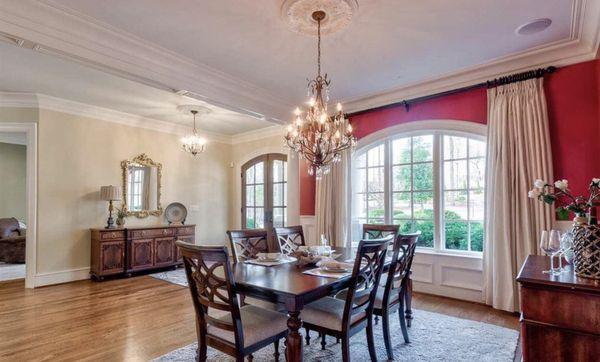 Beautifully cleaned dining area