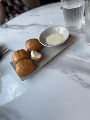 Fried buns and condensed milk