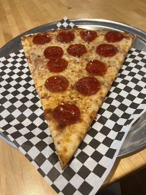 Pepperoni Jumbo Slice