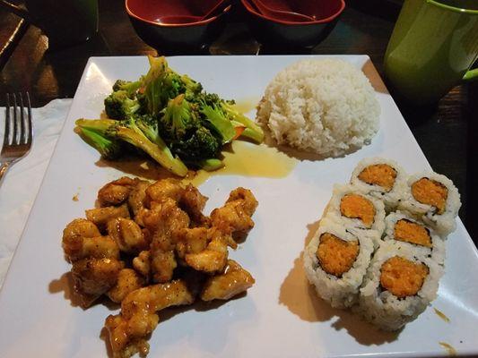 Dinner combo, spicy tuna and hibachi chicken