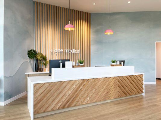 Interior: One Medical: Evergreen Park reception