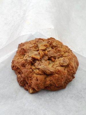 Cookie Buttah - Biscoff/cookie butter based cookie with cookie butter and cookie pieces on top