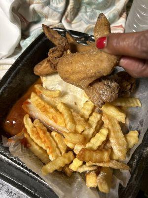 3 pc Whole baby Wings and a few fries