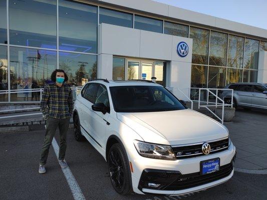 2021 Tiguan SE R-Line Black