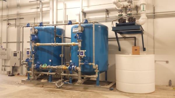 Steel Pressure Vessel's
Twin Alternating
Industrial Water Softeners