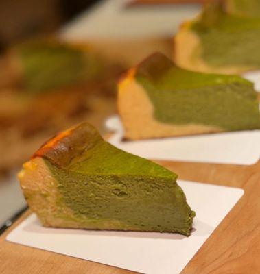 Kumquat Matcha Basque cheesecake