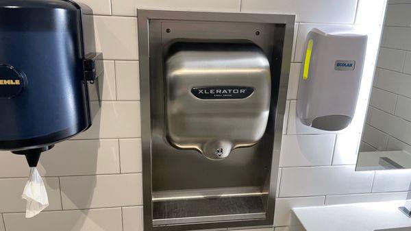 2020 Excel Dryer XLERATOR hand dryer