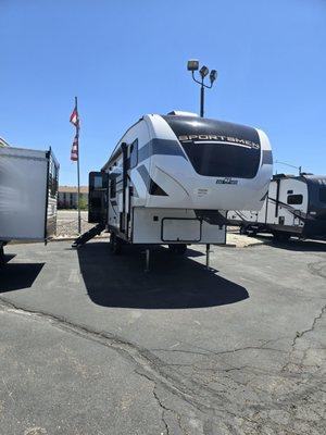 My new 25' fifth wheel