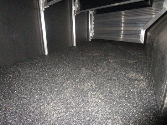 Horse trailer with new WERM Floor install