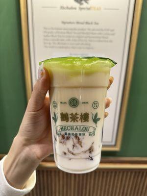 Osmanthus Oolong Tea Latte