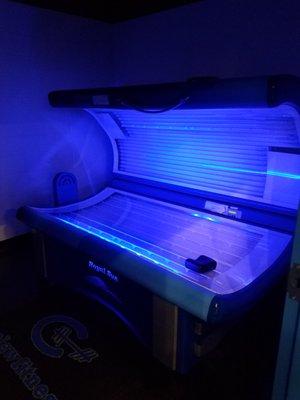 Free Tanning Units