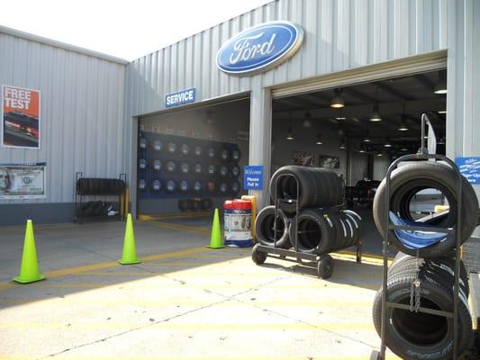 Welcome to Don Bohn Ford- Harvey, Louisiana