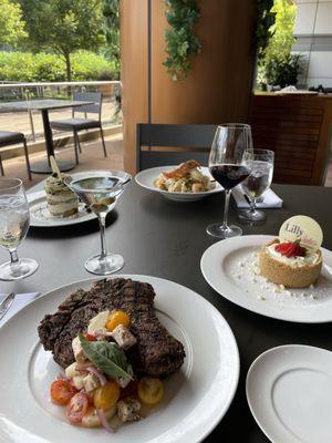 Steak, dessert, martini