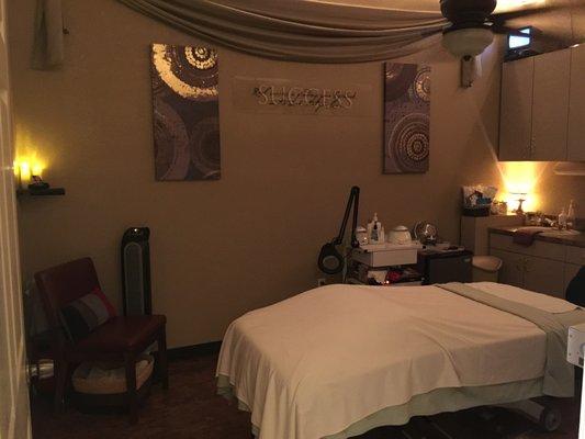 Facial/ Massage/ Waxing room