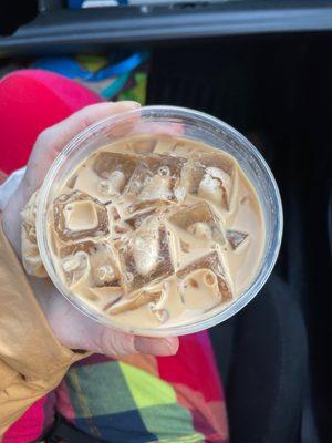 Iced vanilla latte