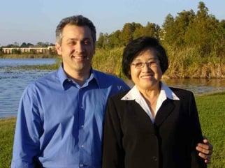 Dr. Mike and Dr. Li Chun Huang