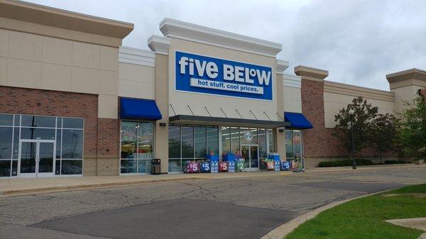 Five Below, Battle Creek MI