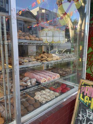 Pan dulce display