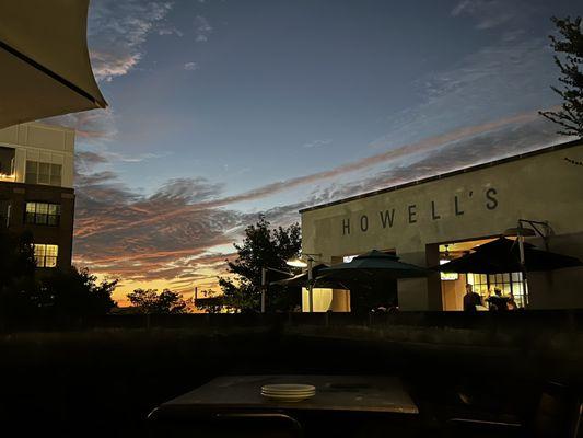 Sunset Ambiance from the dog friendly patio