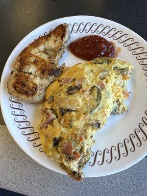 Fiesta omelet with grilled chicken