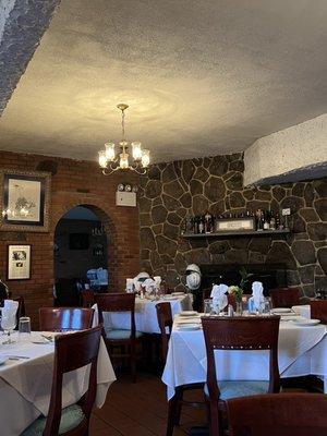 Charming dining room