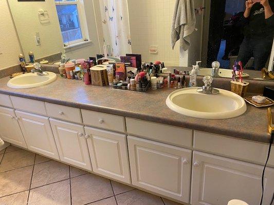 Our bathroom after our deep clean. It looked AMAZING!!!