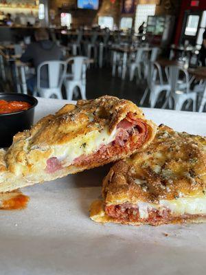 Calzone