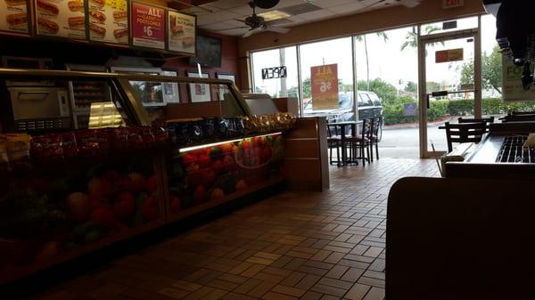 Good subway. Everything's clean. Small dining area.