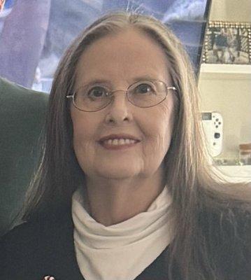 photo of Linda W.