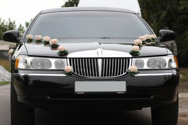 One of our limos beautifully decorated for a wedding