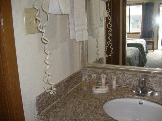 Guest Room Bathroom