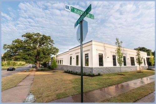 Central Arkansas Ophthalmology - at the corner of Markham and Harrison. Parking lot available.