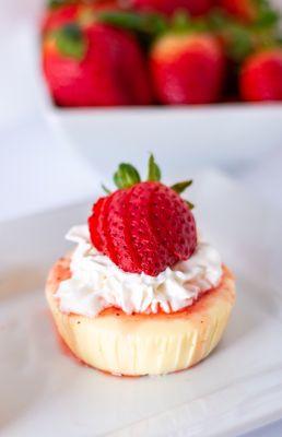 Mini Strawberry Cheesecake