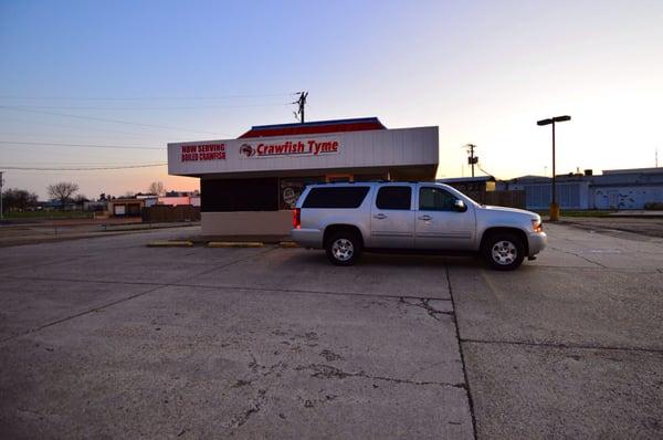 Drove from VA TO CA, and stopped here thanks to Yelp. This place was all closed down. Thanks anyhow, yelp :-) dang...