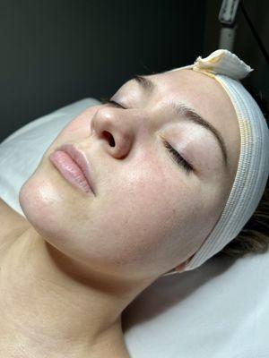 Signature Hydrojelly Facial