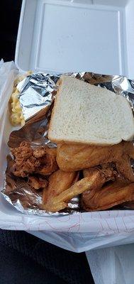 3pc Chicken Wings, Mac and Cheese and Greens