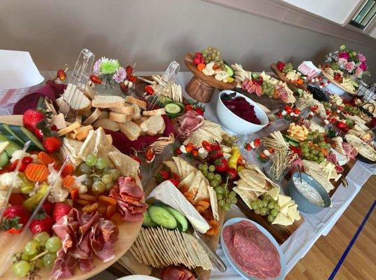 We partner with Flora's WIne Bar in Newton, MA to offer food catering services as well as the mobile bar catering!