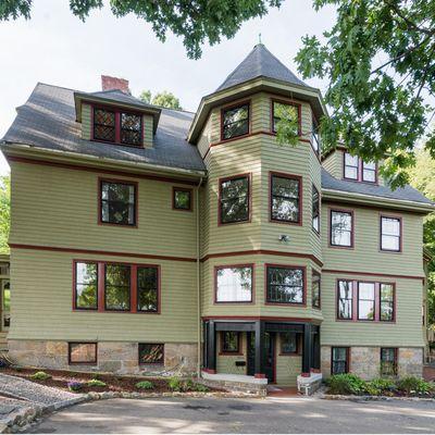 7 Louders Lane, Jamaica Plain