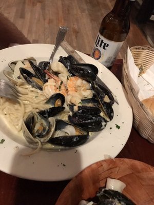 Mussels, Clams, Calamari, Shrimp & pasta dish