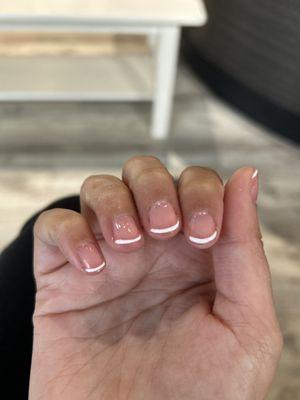 French regular mani nails