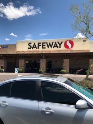 Lab located inside Safeway