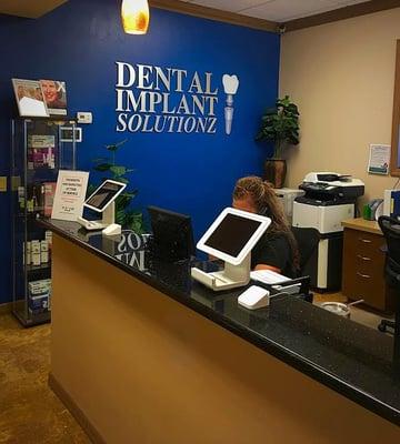 Front desk at Dental Implant Solutionz