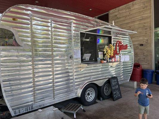 Truck at entrance to The Thinkery