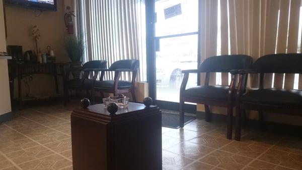 New Hope Medical Waiting Room. Call 954-514-7712 to make an appointment.