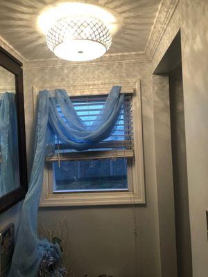 Curtain decor