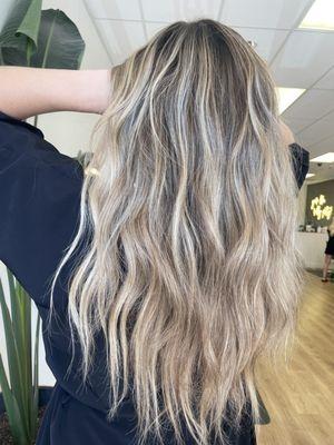 1 row of Invisible Bead Extensions and dimensional blonde