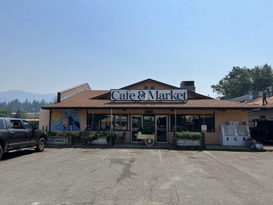 Pine Portal Cafe & Market