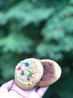 M&M and snickerdoodle cookies