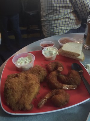 Fried fish/shrimp combo